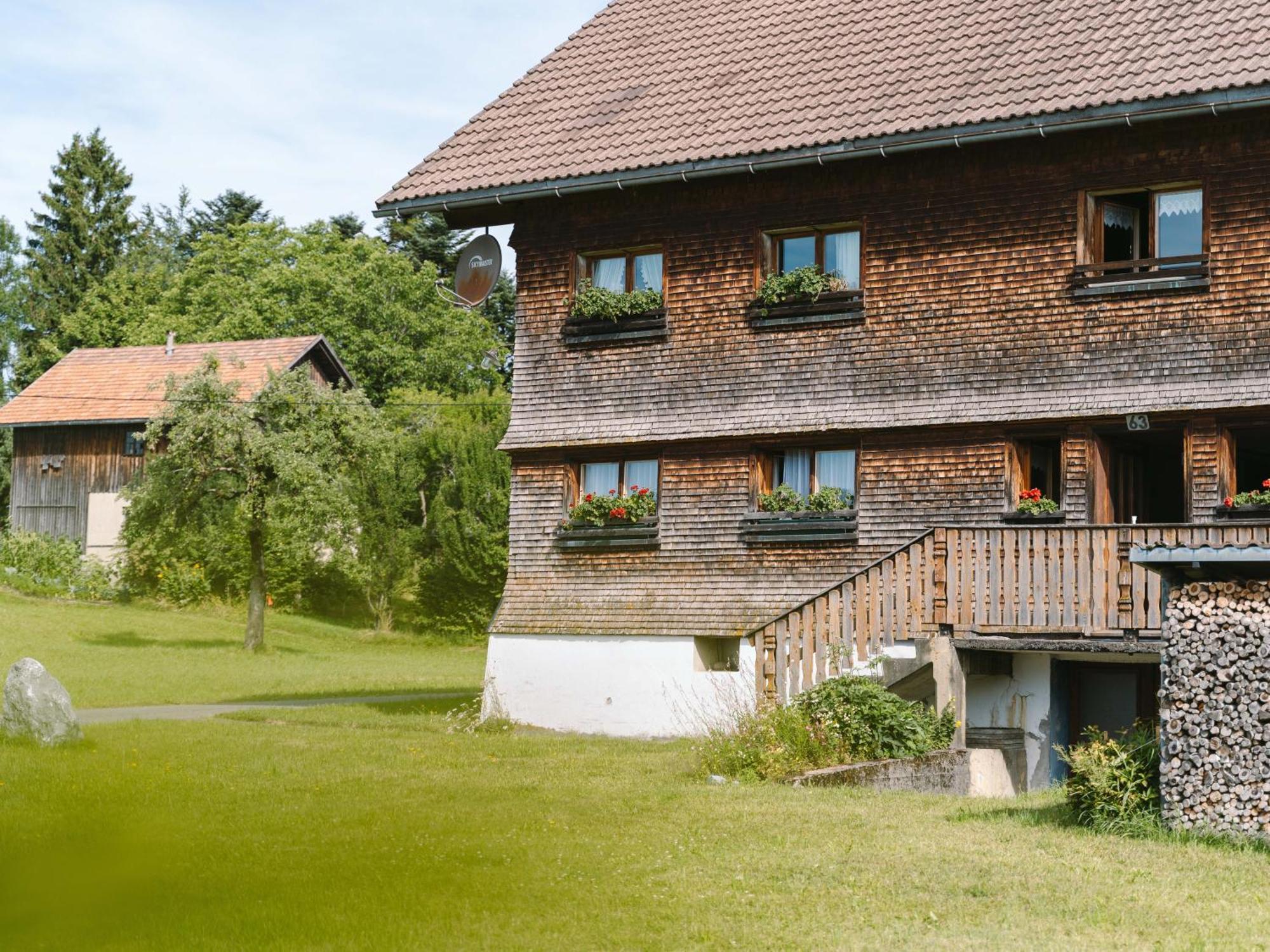 Haus Berchtold Am Huettersberg Villa Doren Exteriör bild